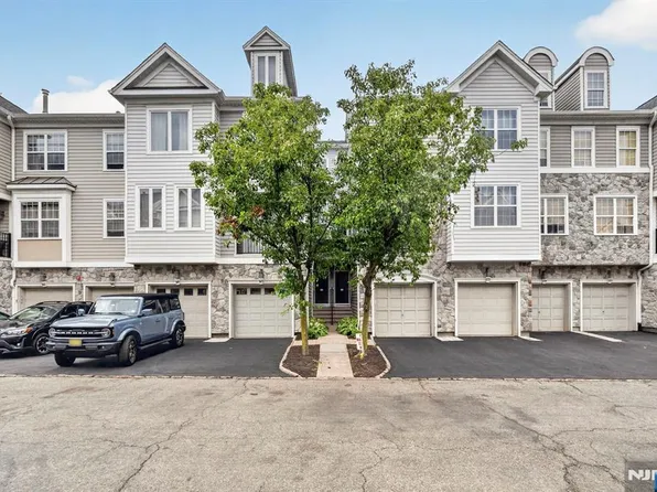 169 Winchester Ct #258, Clifton, NJ 07013