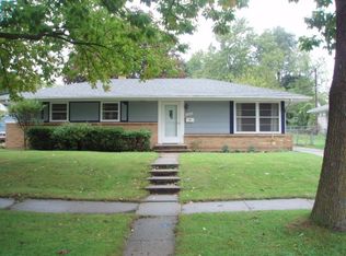 2315 Holmes St, Rockford, IL 61108