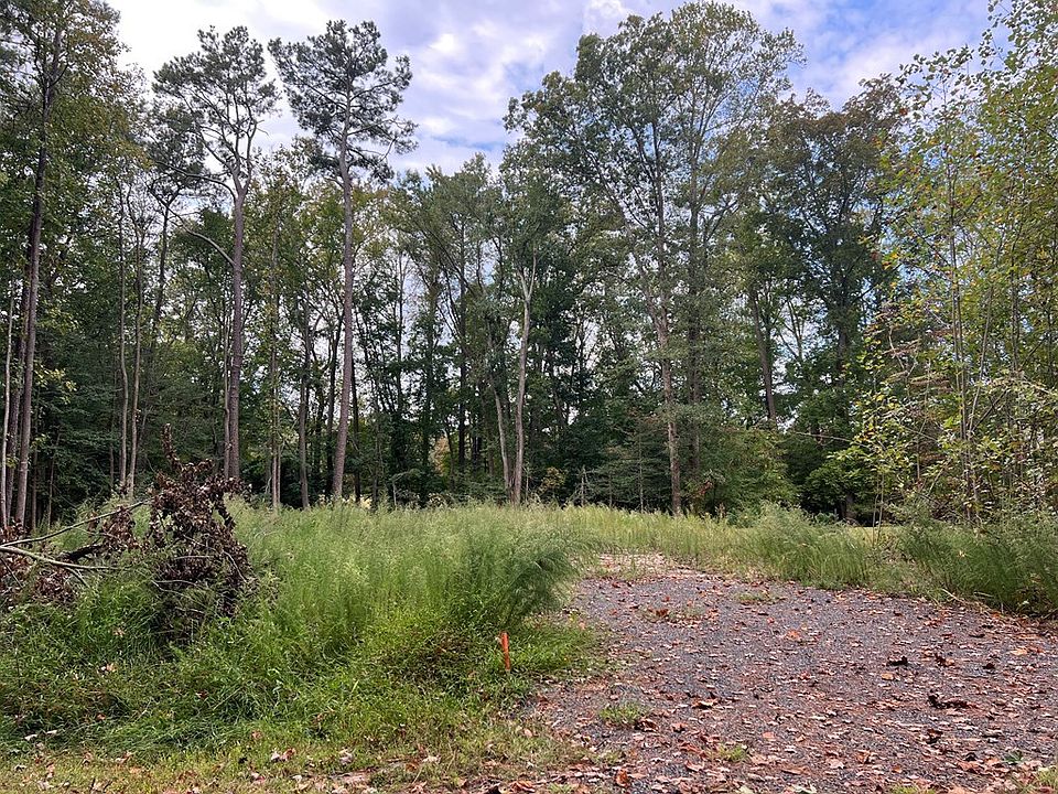 2nd image of LOT 1955 Mayflower Dr