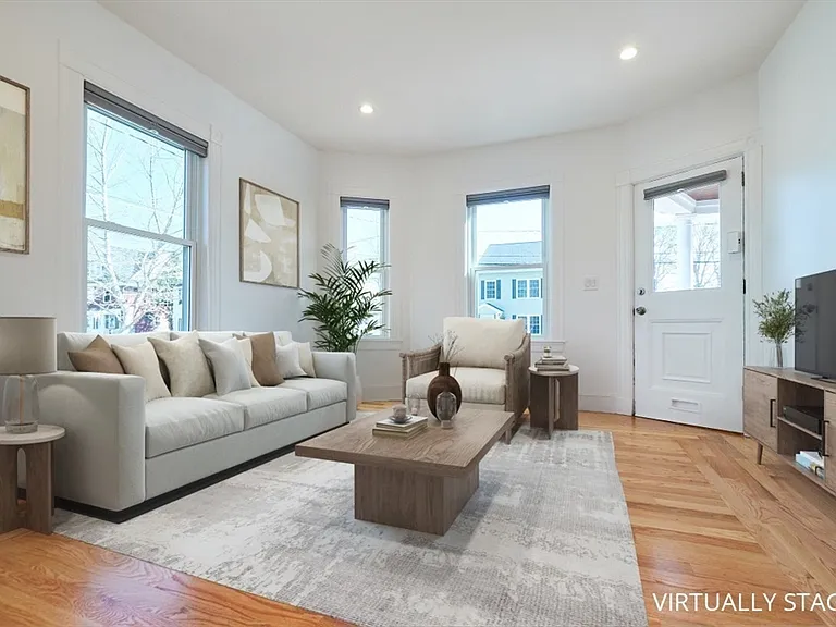 221 White St #1 — Photo 2