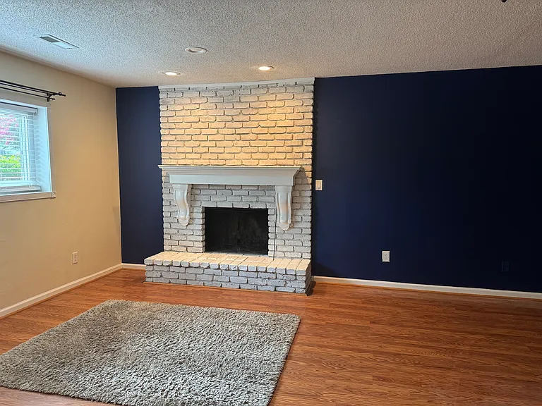 2121 Bishops Bridge Rd — Photo 5