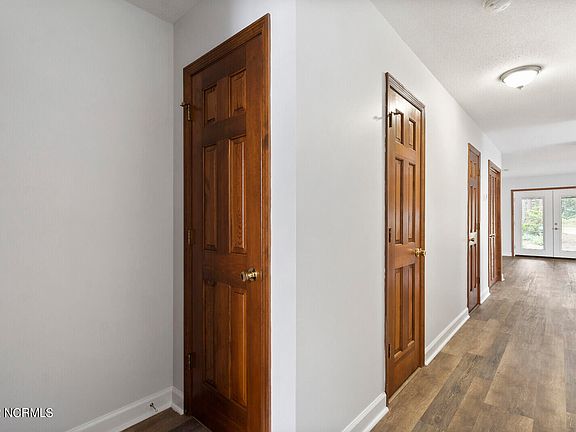 5th image of 311 Country Club Villa Drive
