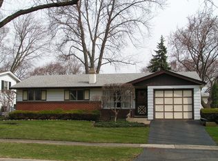 644 Maple Dr, Buffalo Grove, IL 60089