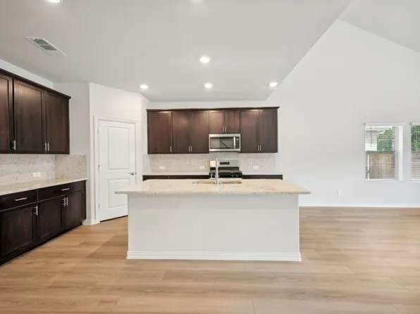703 Whispering Winds Trl, McKinney, TX 75071