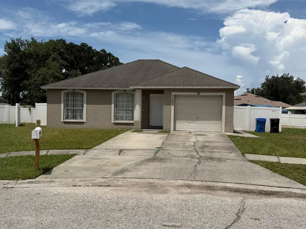 5202 Roble Grove Ct, Tampa, FL 33617