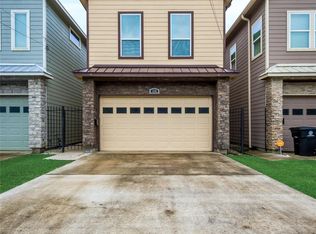 322 E 40th St, Houston, TX 77018