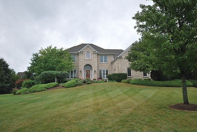 1st image of 7N130 Barb Hill Dr