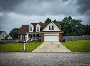 113 Blue Water Dr, Raeford, NC 28376