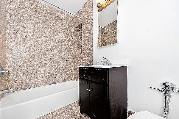 Rented by Compass | media 4