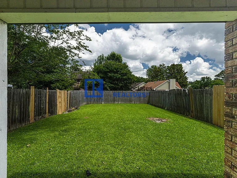 35 Northtown Rd — Photo 23