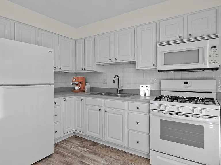 Villa Roma Apartments — Photo 29