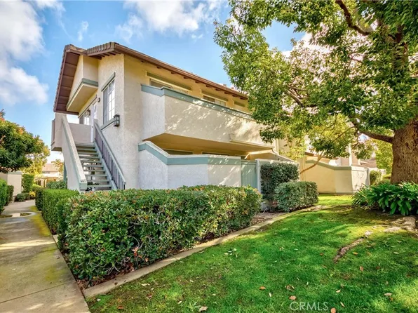 35 Oxford #24, Irvine, CA 92612