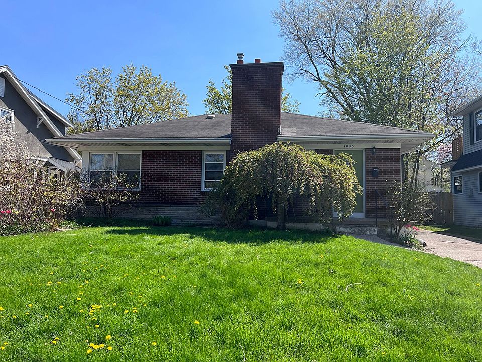 1st image of 1008 Breton Rd SE