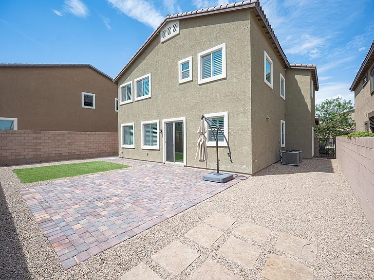 6198 Hays Cove Ct — Photo 46