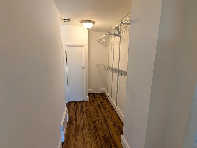1448 NE 27th Ct — Photo 11