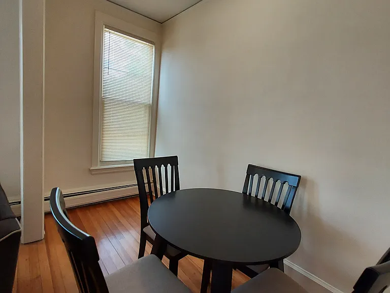 307 Stewart Ave #5 — Photo 4