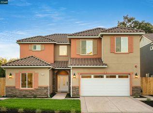 2718 Cowell Rd, Concord, CA 94518