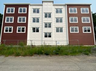 40 Hooper St, Worcester, MA 01605