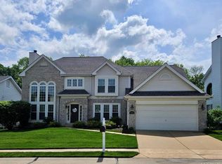 17044 Westridge Oaks Dr, Grover, MO