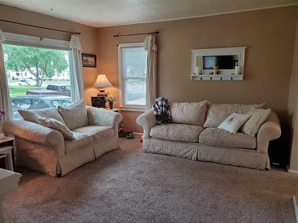 235 Weis Ave, Fond Du Lac, WI 54935