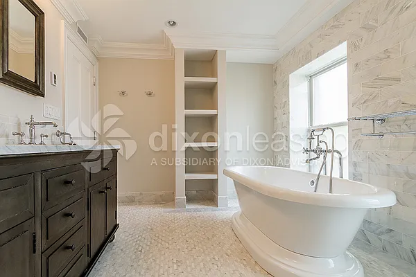 Rented by Dixon Advisory USA Inc. | media 21