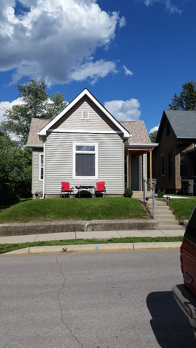 1741 Union St photo 1