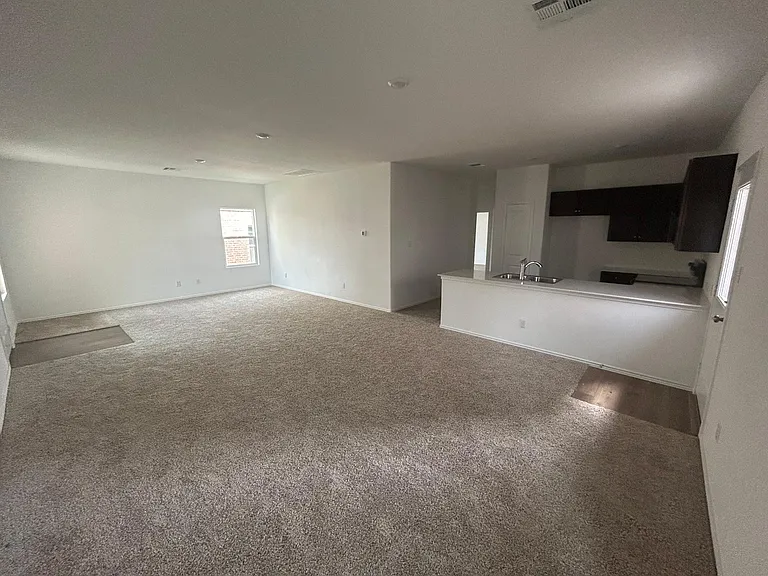 237 Standing Rock Ln — Photo 3