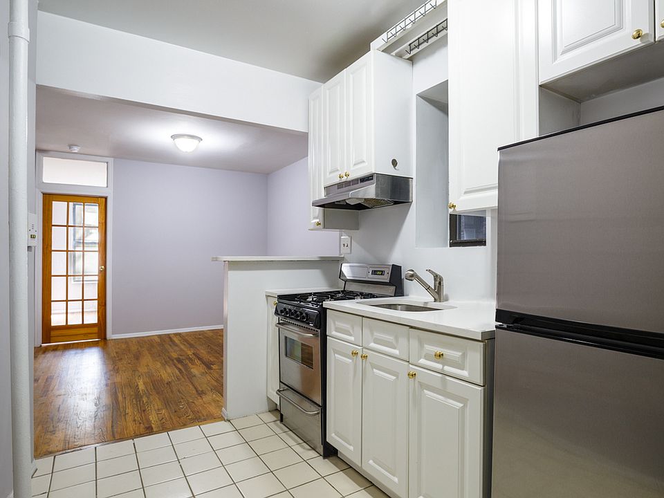 1st image of 322 W 49th St APT 1RE