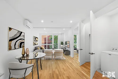 522 Grand St Photo 1
