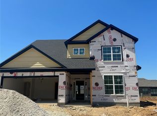 2823 S Angels Rd, Fayetteville, AR 72701