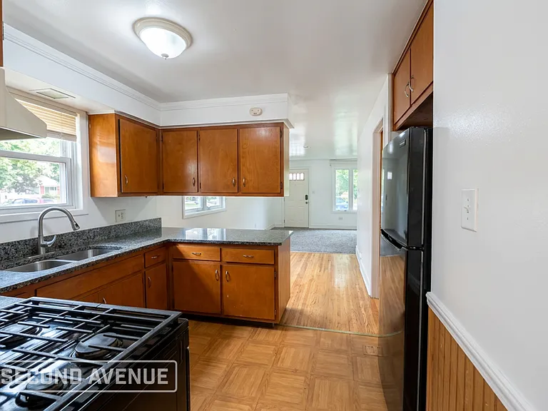 10935 S Buffalo Ave — Photo 7