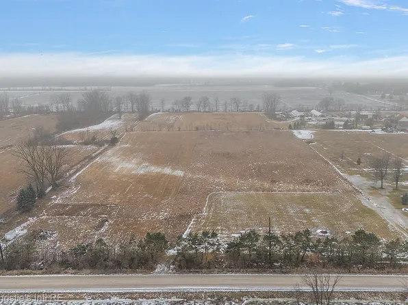 54651 Chesterfield Rd, Chesterfield, MI 48051