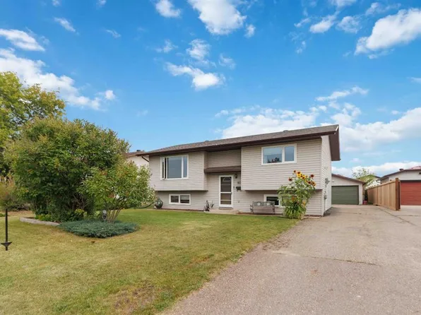 110 N Becker Cres, Wood Buffalo, AB T9K 1M7