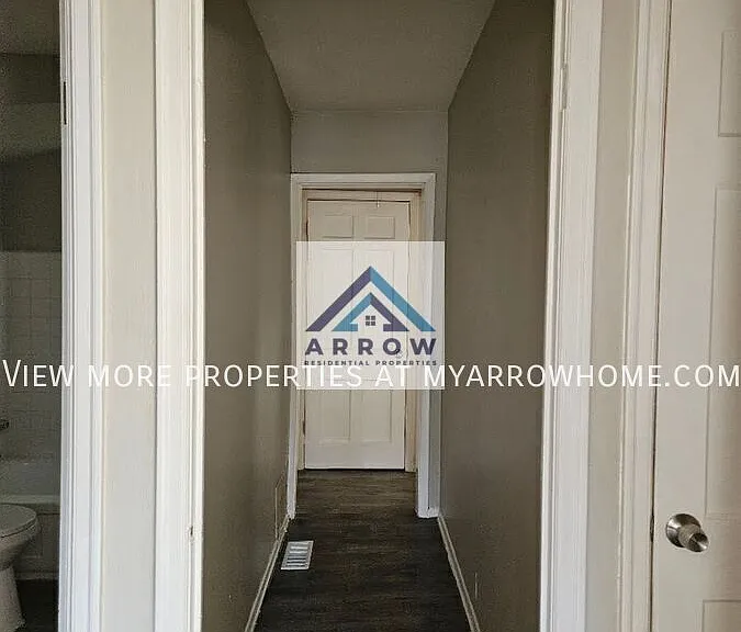 10116 Cloverdale Dr — Photo 17