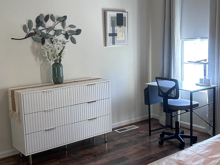 2nd B dresser / Desk