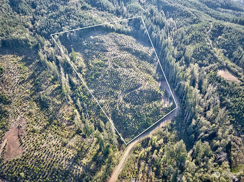 2nd image of 0 Tract 2A South Valley Road