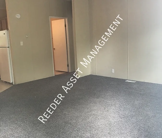 515 E 900 N — Photo 2