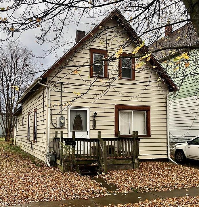 1st image of 65 Goethe St