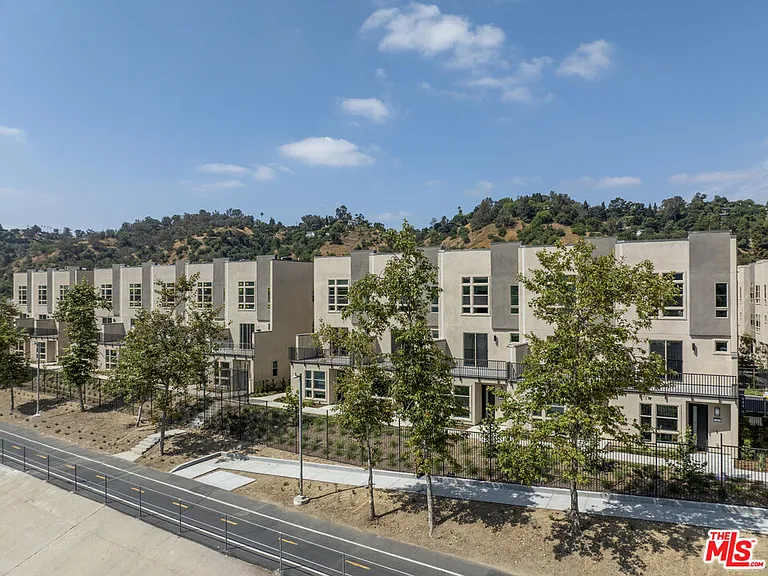 2700 N Current Way — Photo 17