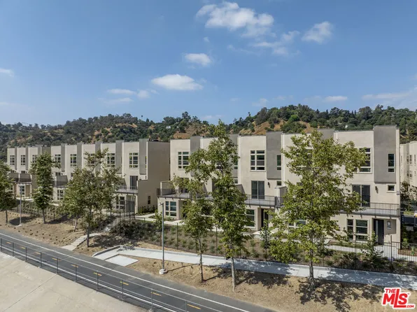 2700 N Current Way, Los Angeles, CA 90031