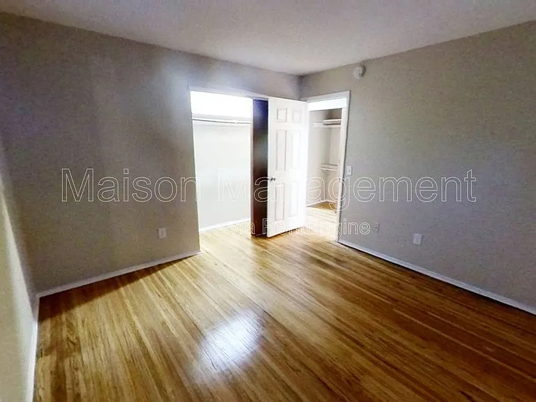 138-154 Woodhill Dr — Photo 17