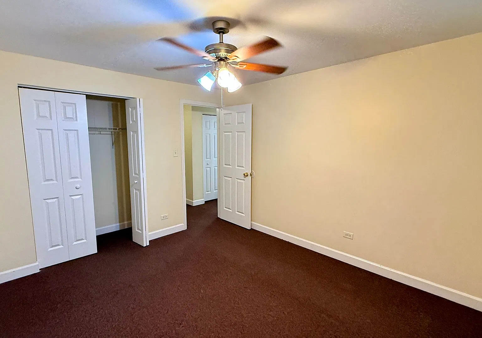 9036-42 S Cottage Grove Ave. — Photo 4