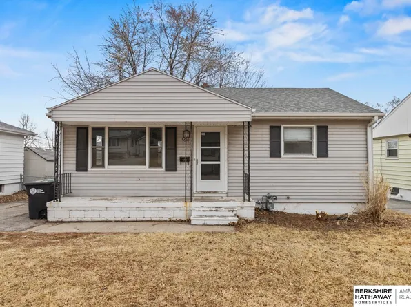 5610 Frederick St, Omaha, NE 68106