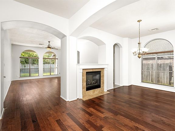 5th image of 16631 Cypresswick Ln