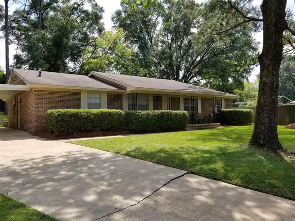 104 Ann Ct, Prattville, AL 36067