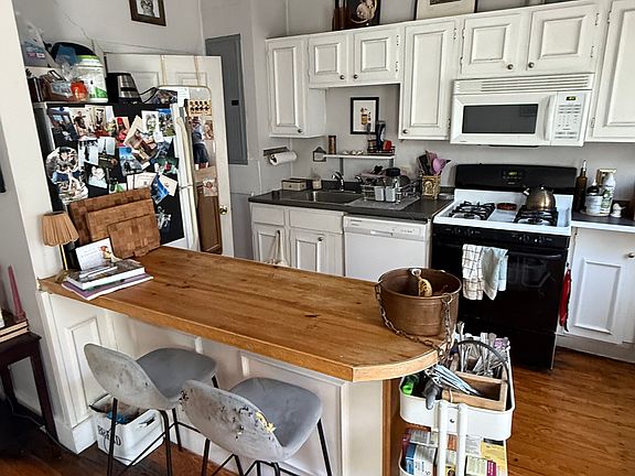 2nd image of 3 K Street Pl #1B