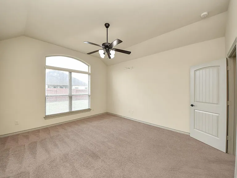 1902 Argos Dr — Photo 31