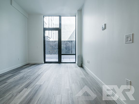 3rd image of 160 Clarkson Ave APT 1S
