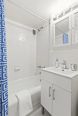 Sold by Compass | media 16