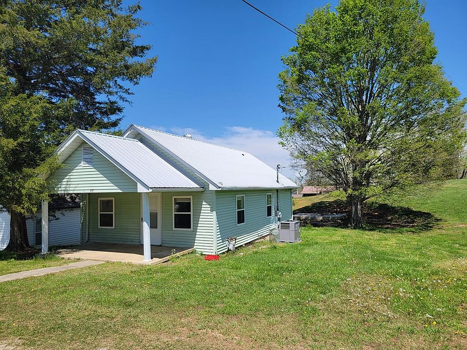 1st image of 134 McCauley St